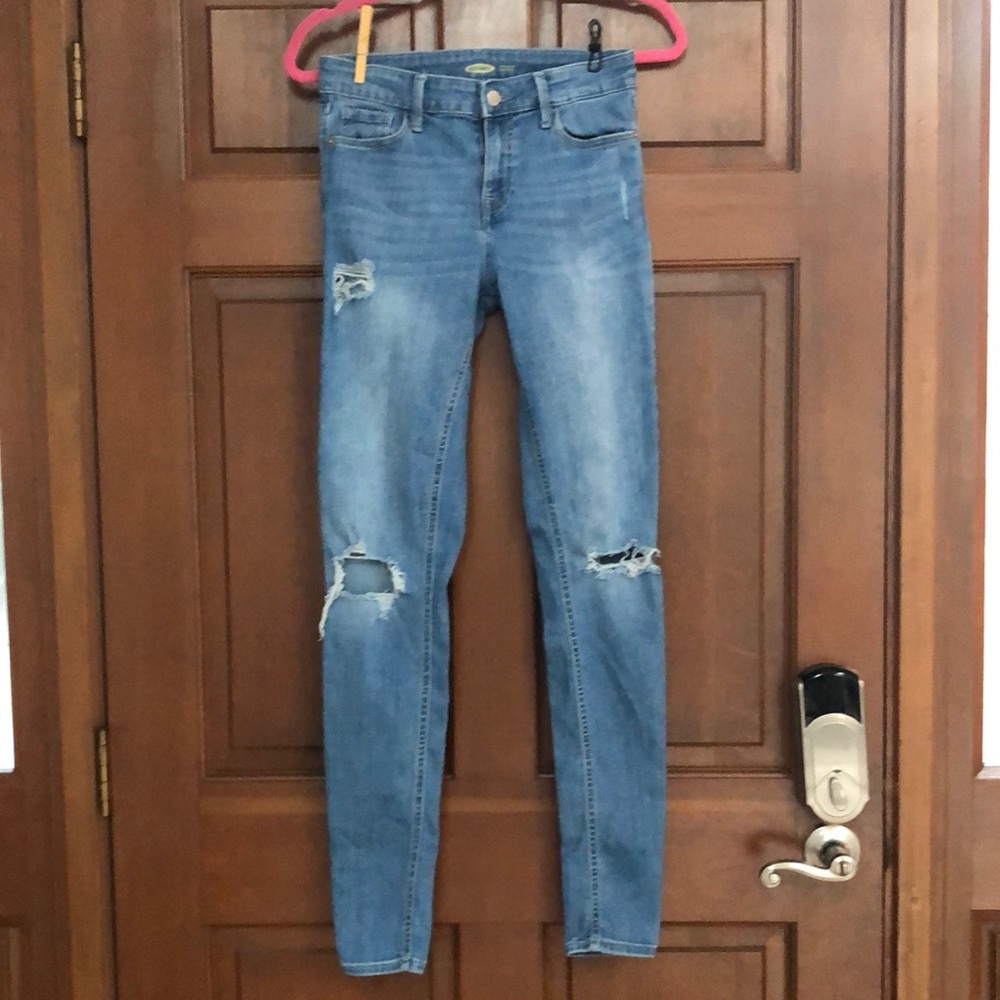 Old Navy Super Skinny Ripped Jeans